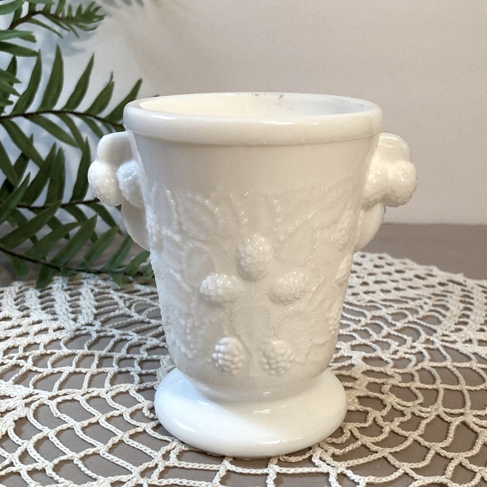 Vintage Milk Glass Berry Vase - Picture 6 of 14